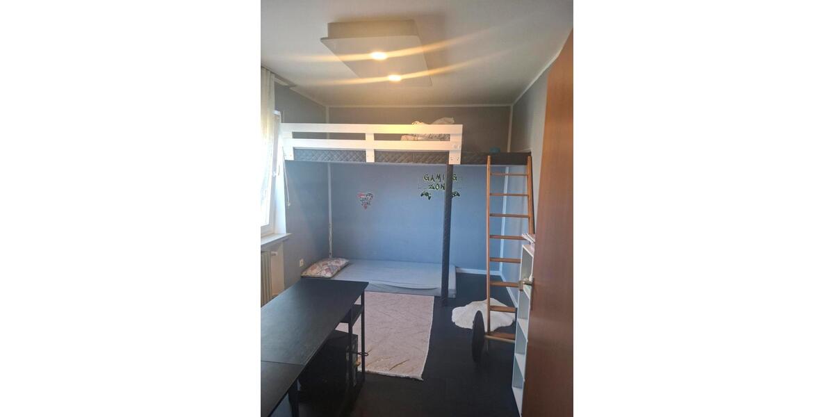 Reihenhaus Detmold - 6 Zimmer, 178 m&sup2;, 360.000&euro; | Angebot:25164736