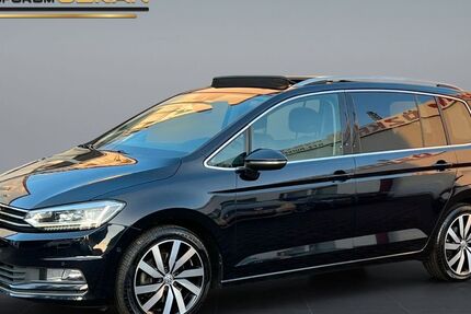 VW Touran 141.027 km 16.999 &euro; Löhne 32584