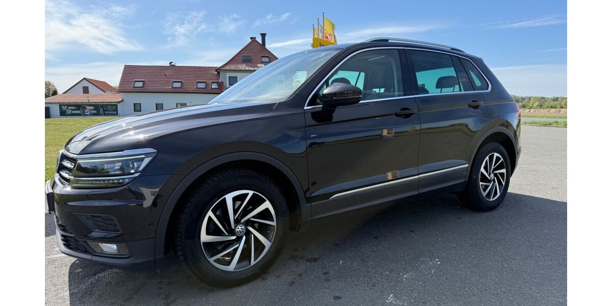 VW Tiguan 159.000 km 19.900 &euro; Leopoldshöhe 33818