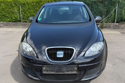 Seat Altea 160.000 km 1.990 &euro; Oerlinghausen 33813