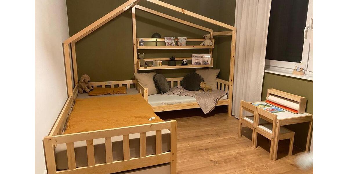 Etagenwohnung Lage - 4 Zimmer, 107 m&sup2;, 1.150&euro; | Angebot:26399132