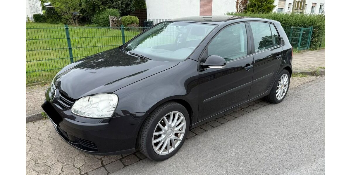 VW Golf 317.000 km 599 &euro; Enger 32130