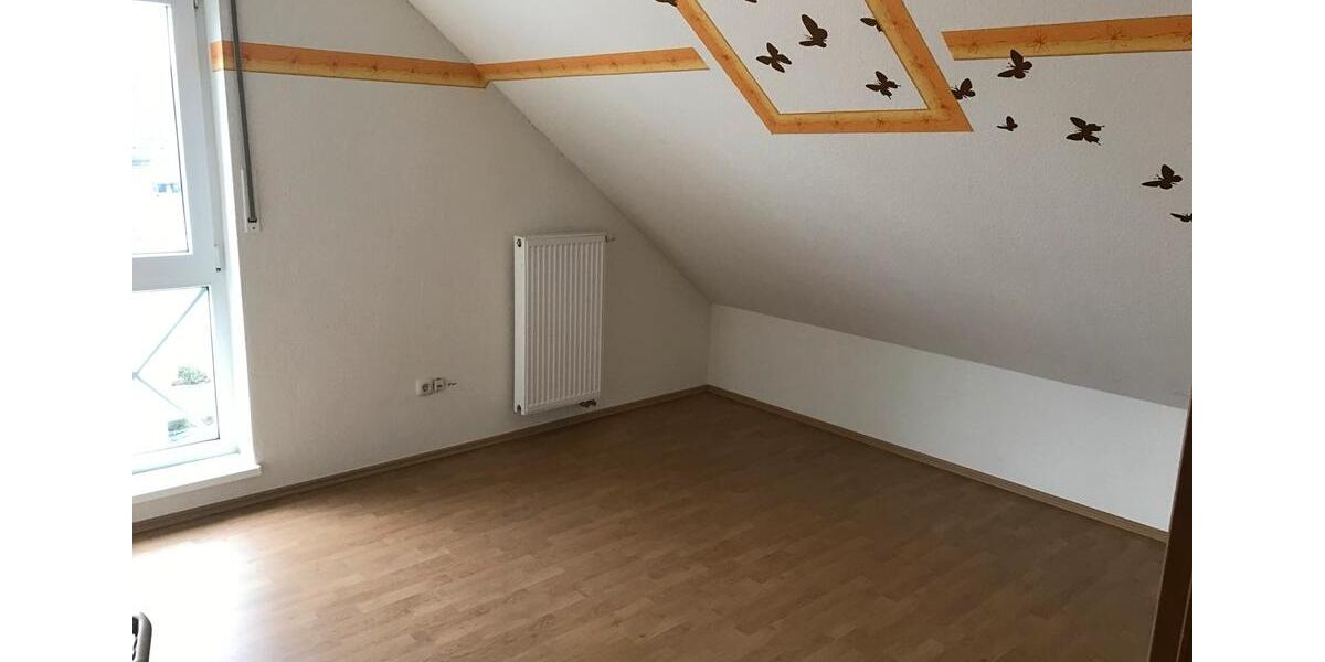 Dachgeschoßwohnung Bielefeld Brackwede - 3 Zimmer, 80 m&sup2;, 1.130&euro; | Angebot:25961218