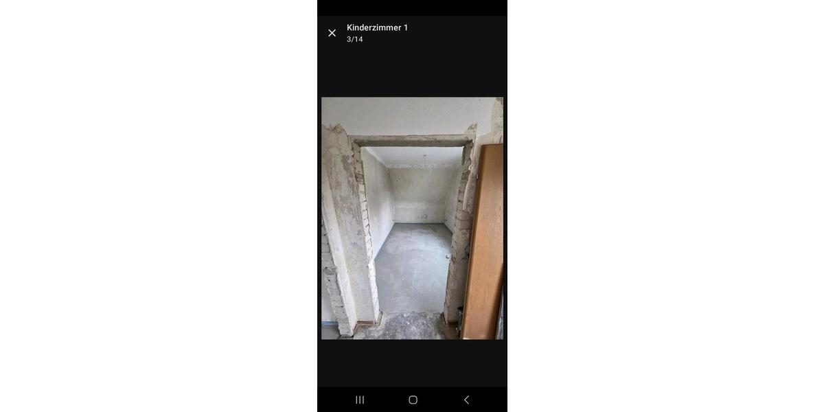 Etagenwohnung Halle - 4 Zimmer, 93 m&sup2;, 1.050&euro; | Angebot:26256317