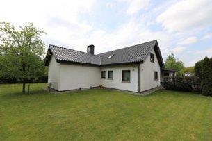 Einfamilienhaus Lage - 6.5 Zimmer, 234 m&sup2;, 670.000&euro; | Angebot:26989348