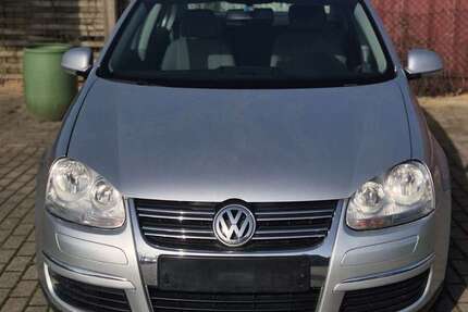 VW Jetta 94.000 km 4.000 &euro; Enger 32130
