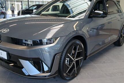 Hyundai IONIQ 5 5.000 km 54.490 € Herford 32049
