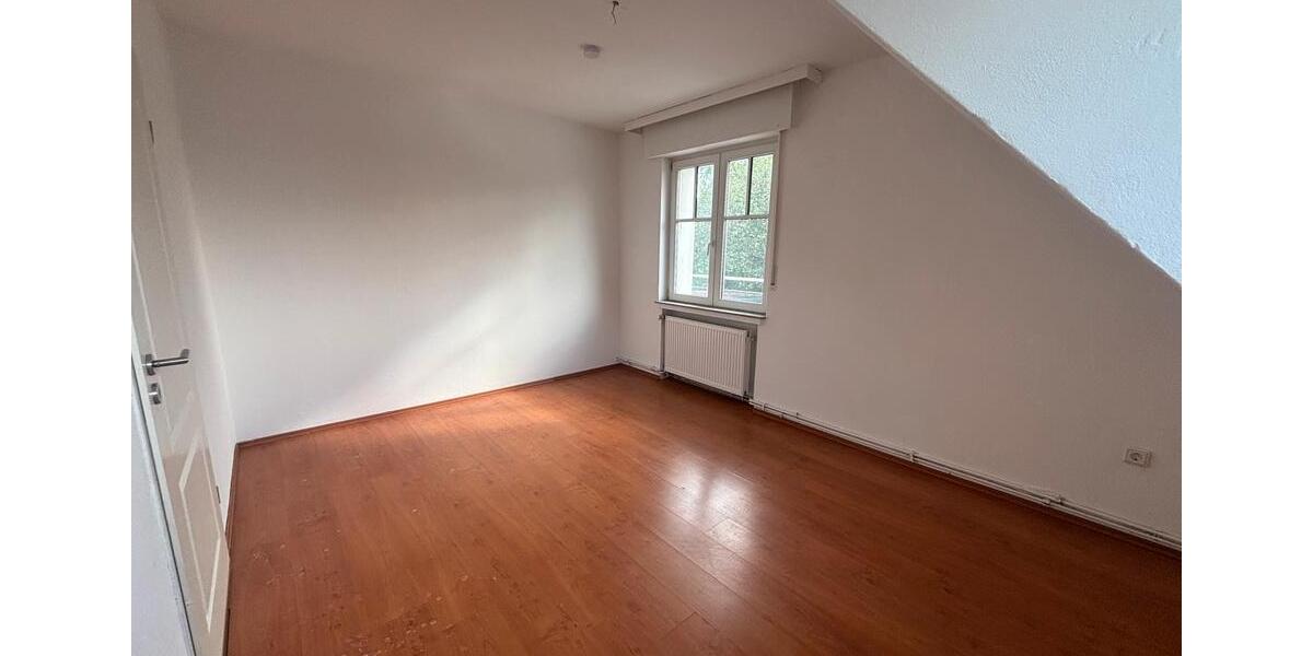 Etagenwohnung Lage - 3 Zimmer, 65 m&sup2;, 575&euro; | Angebot:26411509