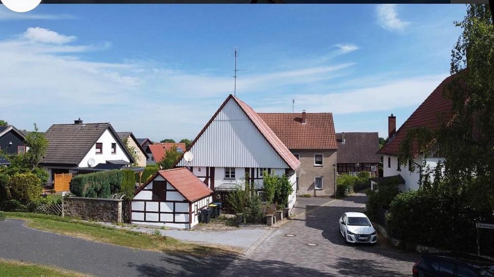 Mehrfamilienhaus, Wohnhaus Detmold - 12 Zimmer, 250 m&sup2;, 100.000&euro; | Angebot:26730254