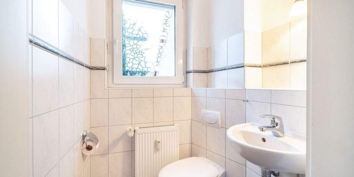 Mehrfamilienhaus, Wohnhaus Halle (Westf.) Halle - 8 Zimmer, 210 m&sup2;, 497.500&euro; | Angebot:25730363