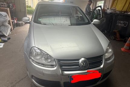 VW Golf 158.000 km 2.350 &euro; steinhagen 33803