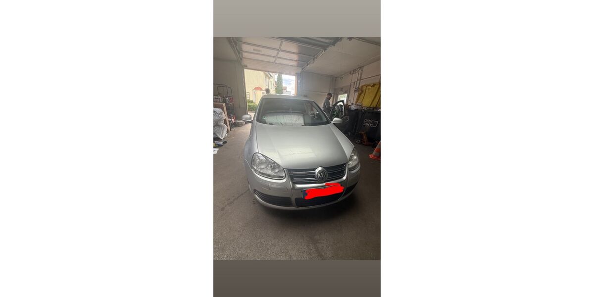 VW Golf 158.000 km 2.350 &euro; steinhagen 33803