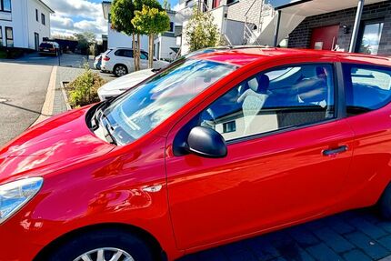 Hyundai i20 118.200 km 2.950 € Bielefel 33604