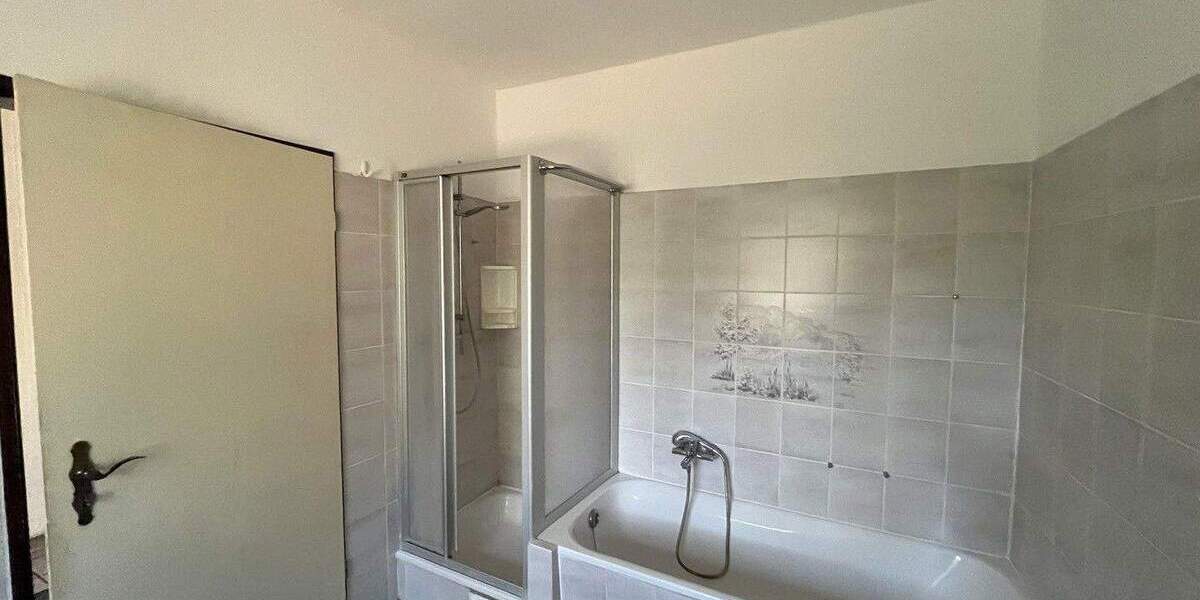 Einfamilienhaus Versmold Loxten - 4 Zimmer, 120 m&sup2;, 1.100&euro; | Angebot:25722739