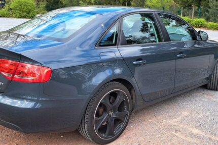 Audi A4 218.025 km 4.395 &euro; Bielefeld 33647