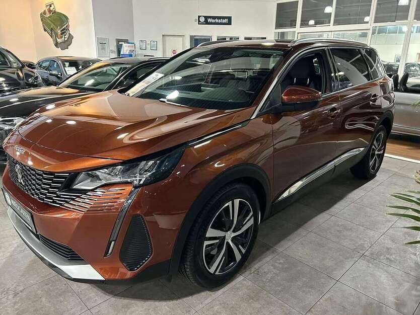 Peugeot 5008 29.000 km 26.950 € Paderborn 33106