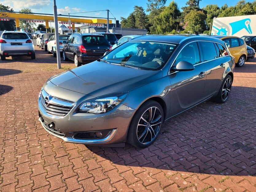 Opel Insignia 136.683 km 10.990 € Halle (Westfalen) 33790