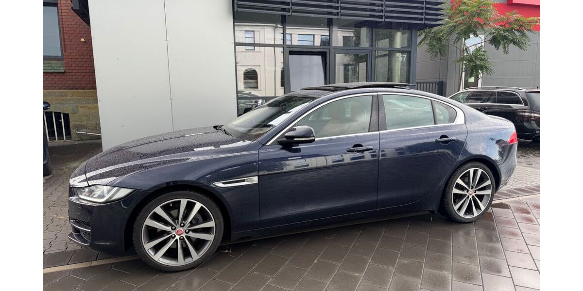 Jaguar XE 169.000 km 9.999 &euro; Rheda-Wiedenbrück 33378