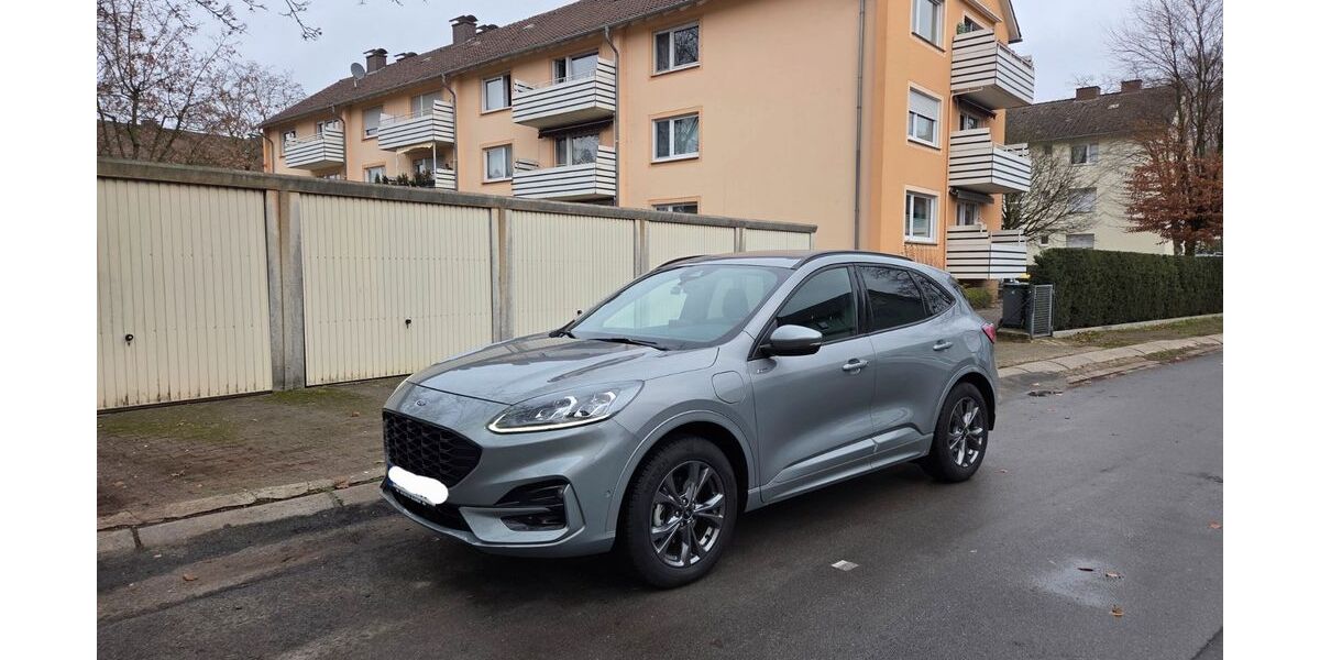 Ford Kuga 50.290 km 23.500 &euro; Gütersloh 33330