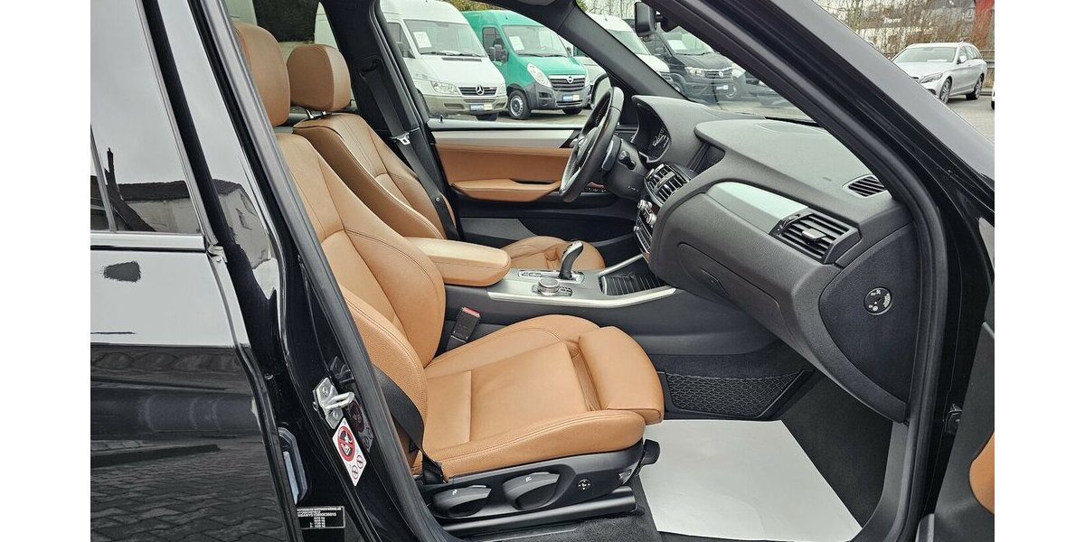 BMW X3 xDrive 30d M Sport LEDER NAVI LED PANO. 114.801 km 29.490 &euro; Löhne 32584