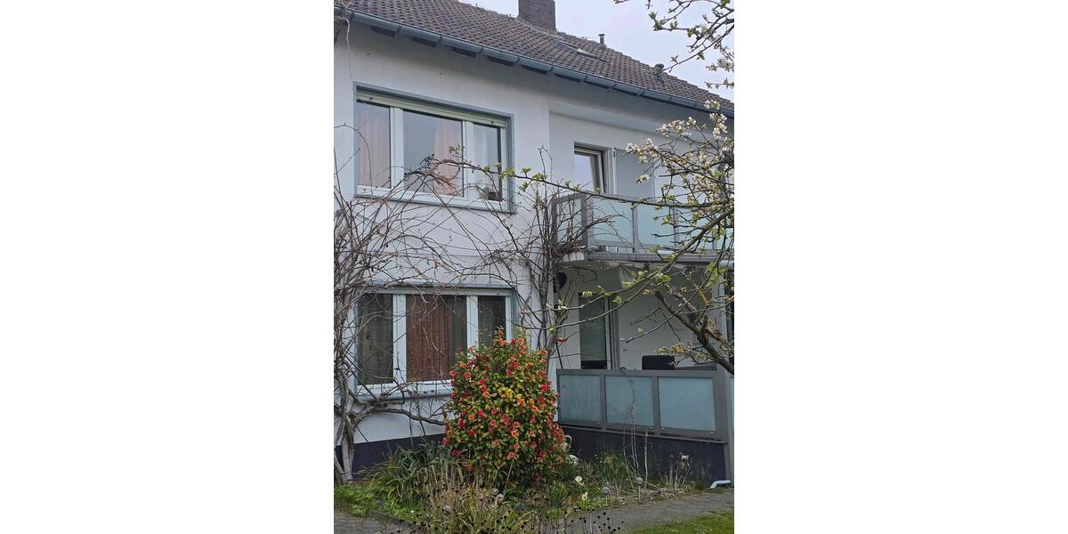Etagenwohnung Bad Salzuflen Biemsen-Ahmsen - 2 Zimmer, 77 m&sup2;, 1.200&euro; | Angebot:26025003