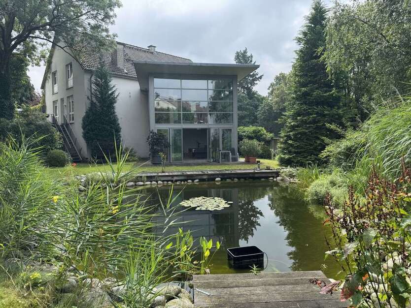 Haus zum Mieten in Bielefeld 1.950 € 250 m²
