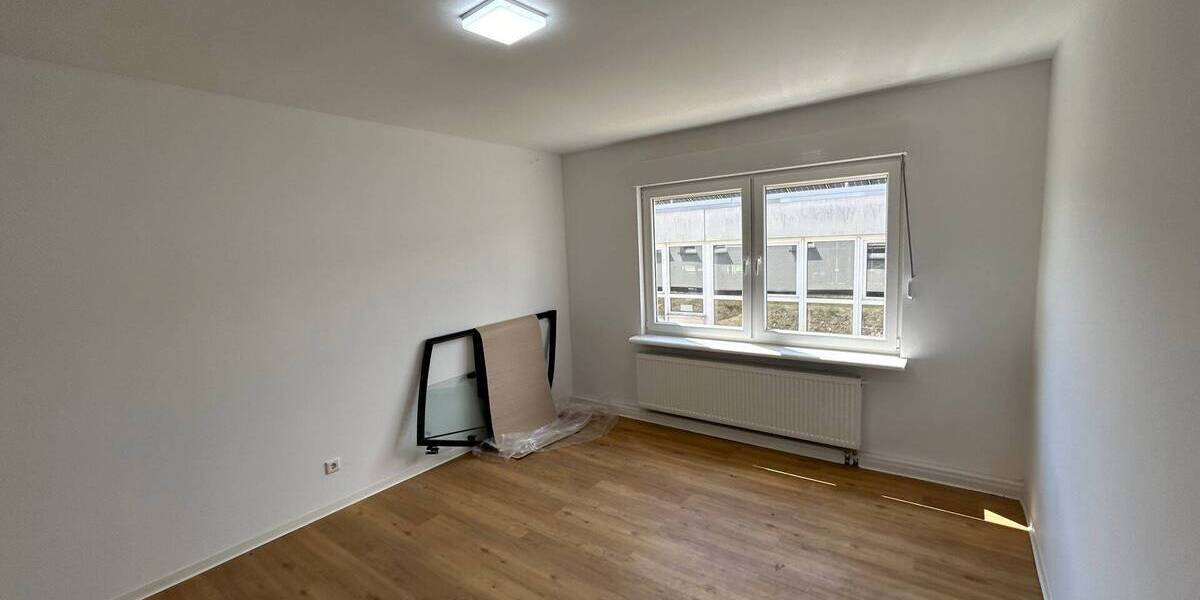 Gewerbeobjekt Detmold / Spork-Eichholz Spork-Eichholz - 7.750&euro; | Angebot:26715530