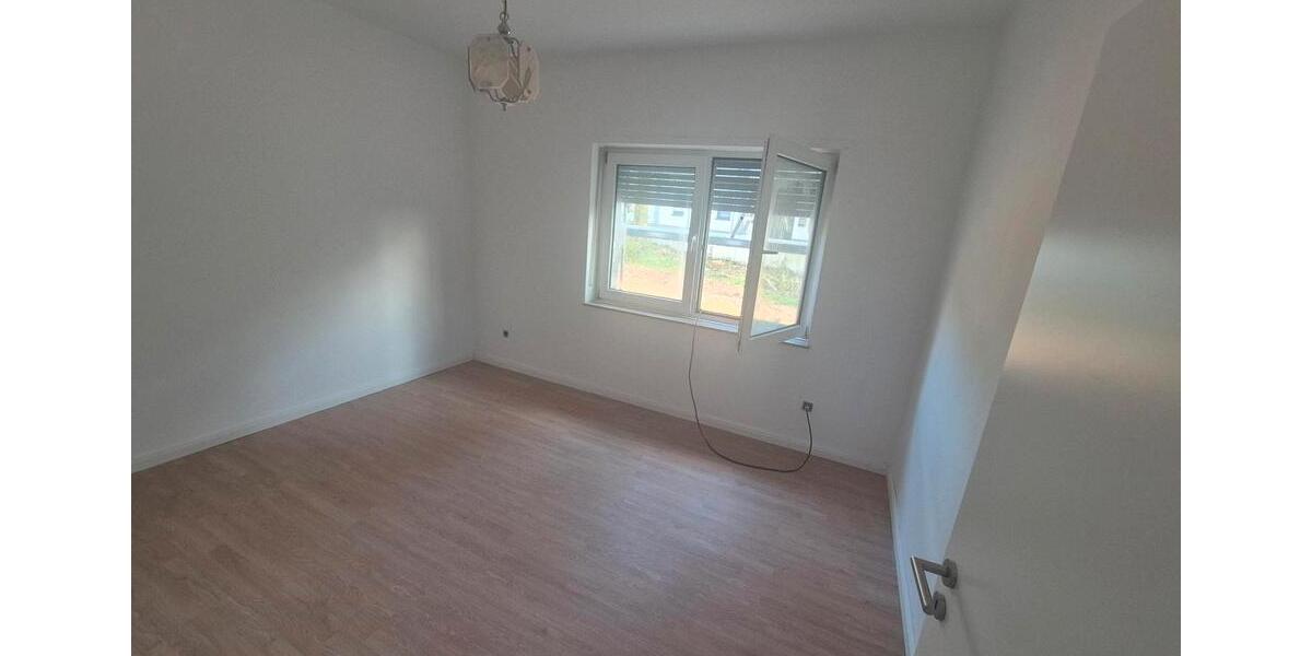 Einfamilienhaus Kirchlengern - 6 Zimmer, 174 m&sup2;, 1.400&euro; | Angebot:26409453