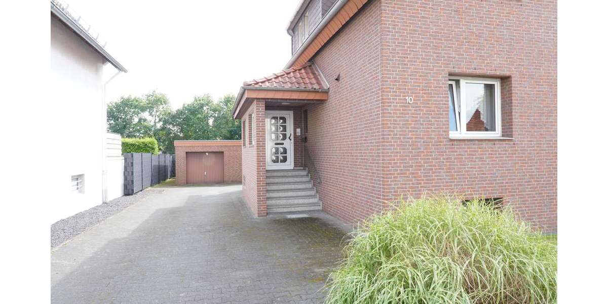 Haus zum Kaufen in Bielefeld 449.000 € 255 m² 10 zimmer