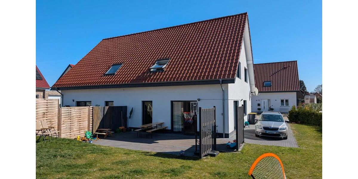 Doppelhaushälfte Bielefeld Jöllenbeck - 4 Zimmer, 130 m&sup2;, 1.430&euro; | Angebot:25807713