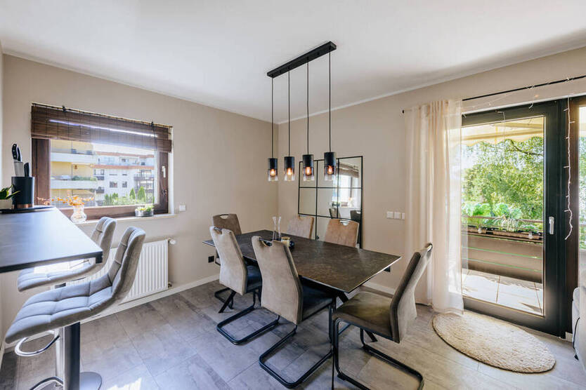 Chic, renoviert, energetisch aktuell! 3-Zimmer-Eigentumswohnung mit Balkon