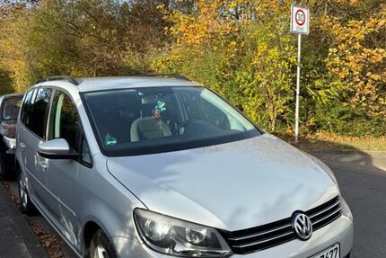 VW Touran 261.000 km 5.400 &euro; Gütersloh 33330