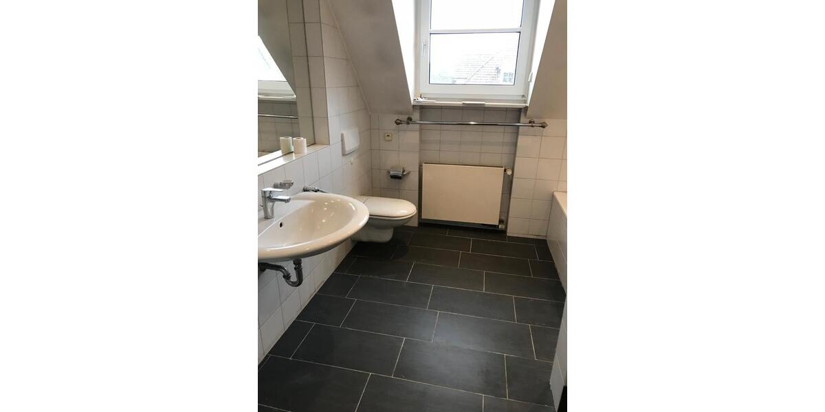 Dachgeschoßwohnung Rheda-Wiedenbrück Wiedenbrück - 4 Zimmer, 113 m&sup2;, 289.000&euro; | Angebot:27024039