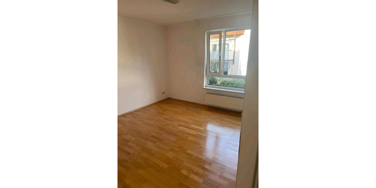 3 Zimmer Wohnung in Brackwede zu Vermieten 700€+400€ Nebenkosten 3 zimmer