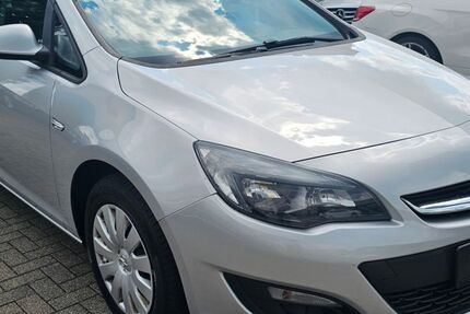 Opel Astra 218.000 km 5.950 &euro; Bielefeld 33659