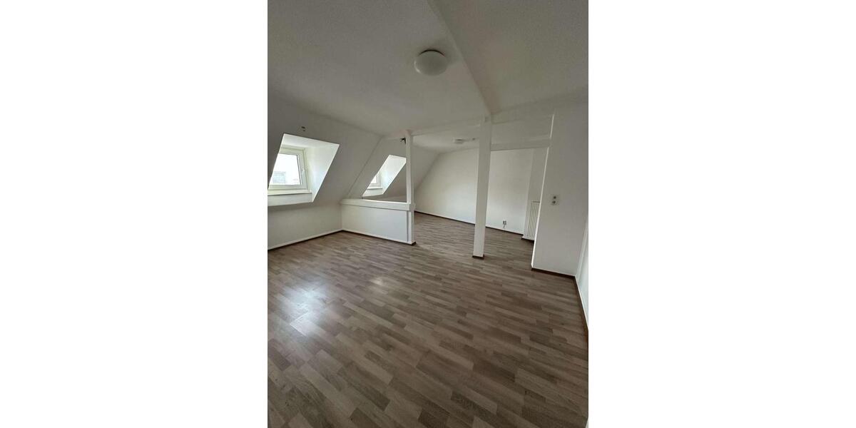 Etagenwohnung Herford - 3 Zimmer, 130 m&sup2;, 1.490&euro; | Angebot:26264817