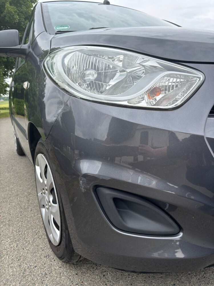 i10