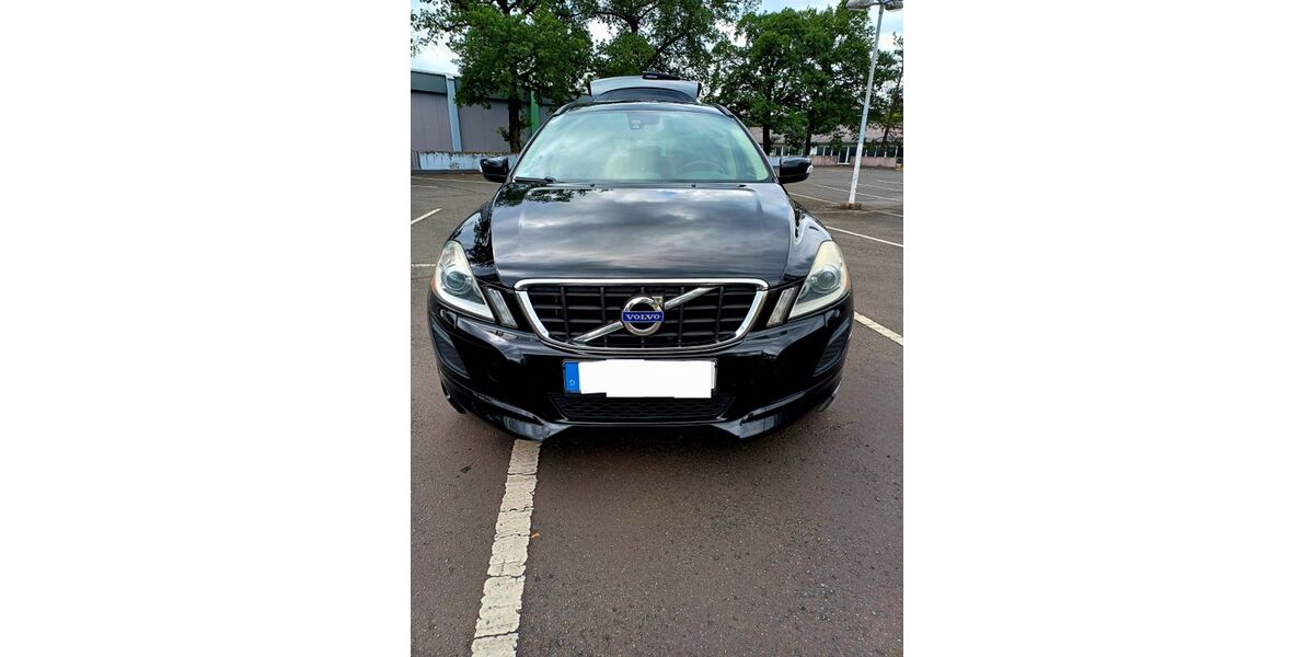 Volvo XC60 221.142 km 8.900 &euro; Bielefeld 33689