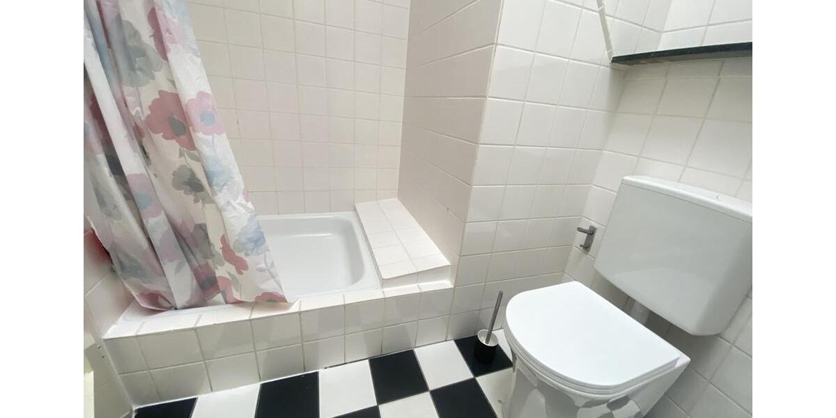 Etagenwohnung Bielefeld Schildesche - 3 Zimmer, 103 m&sup2;, 1.150&euro; | Angebot:26464147