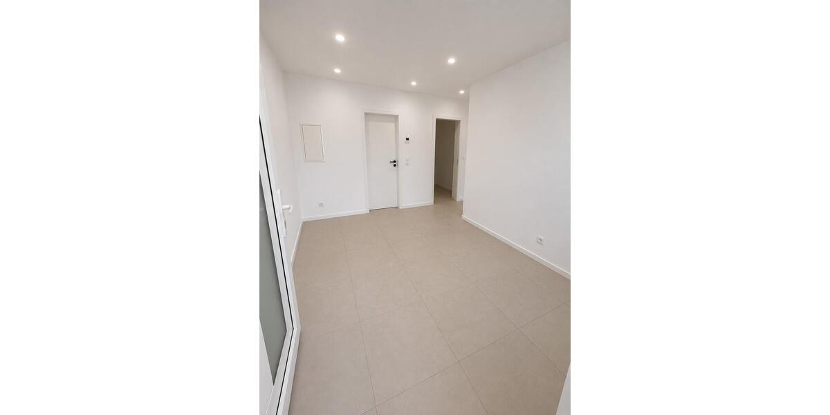 Erdgeschoßwohnung Detmold Hakedahl - 2 Zimmer, 76 m&sup2;, 900&euro; | Angebot:26682999