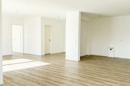 Wohnung Delbrück / Westenholz Westenholz - 2 Zimmer, 96 m&sup2;, 1.000&euro; | Angebot:24606688