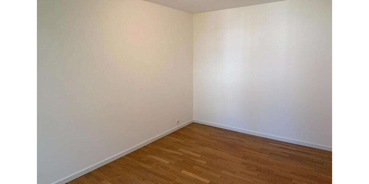 Erdgeschoßwohnung Bad Oeynhausen - 3 Zimmer, 105 m&sup2;, 1.390&euro; | Angebot:26689285