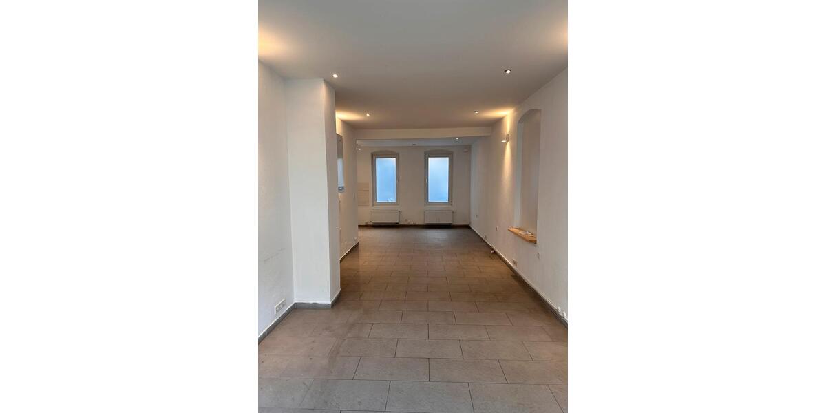 Gewerbeeinheit zu vermieten 2x ca. 40 qm frisch renoviert zimmer