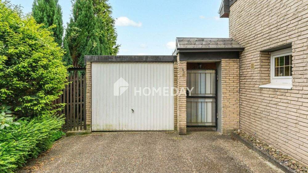 Etagenwohnung Herford Innenstadt - 4 Zimmer, 152 m&sup2;, 229.000&euro; | Angebot:25677653