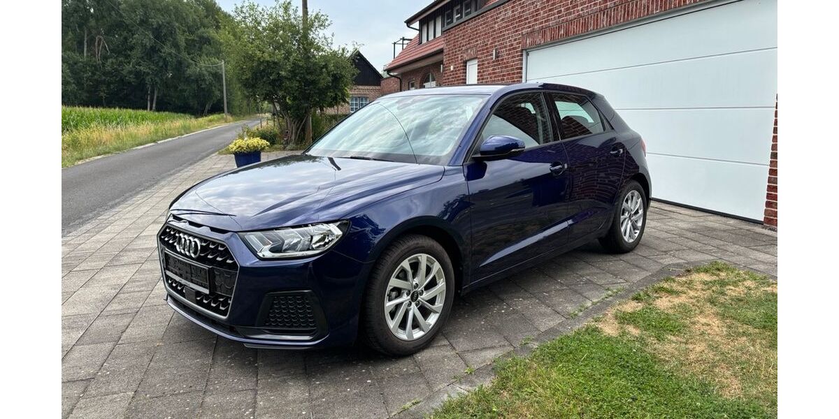 Audi A1 6.888 km 19.990 &euro; Gütersloh 33330