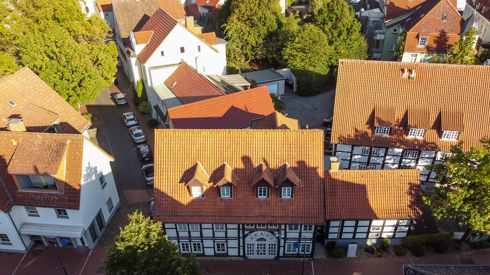 Top-Investment in Citylage – MFH mit Gewerbe in Massivbauweise mit attraktiver Fachwerkverblendung zimmer