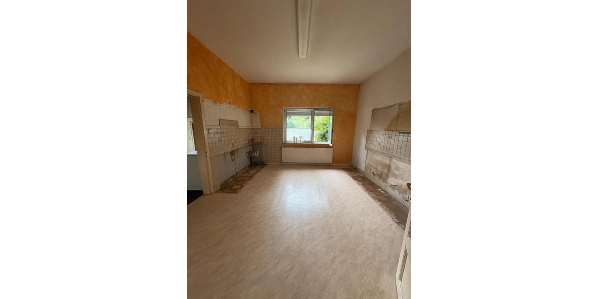 Einfamilienhaus Bünde - 7 Zimmer, 150 m&sup2;, 275.000&euro; | Angebot:27003178