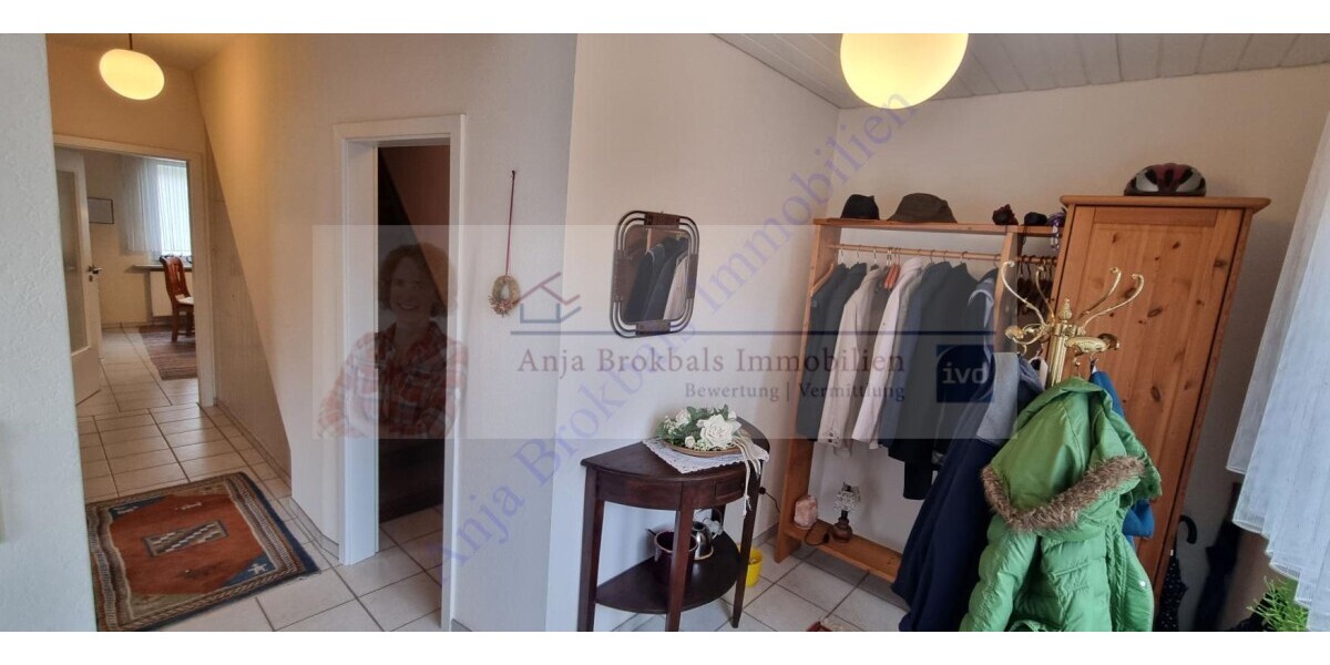 2-Familienhaus in Isselhorst: EG barrierefrei, 170 m², 2 Carports, toller Garten, 2 Eingänge - provisionsfrei für Käufer - Einfamilienhaus Gütersloh Isselhorst | Angebot:21839386