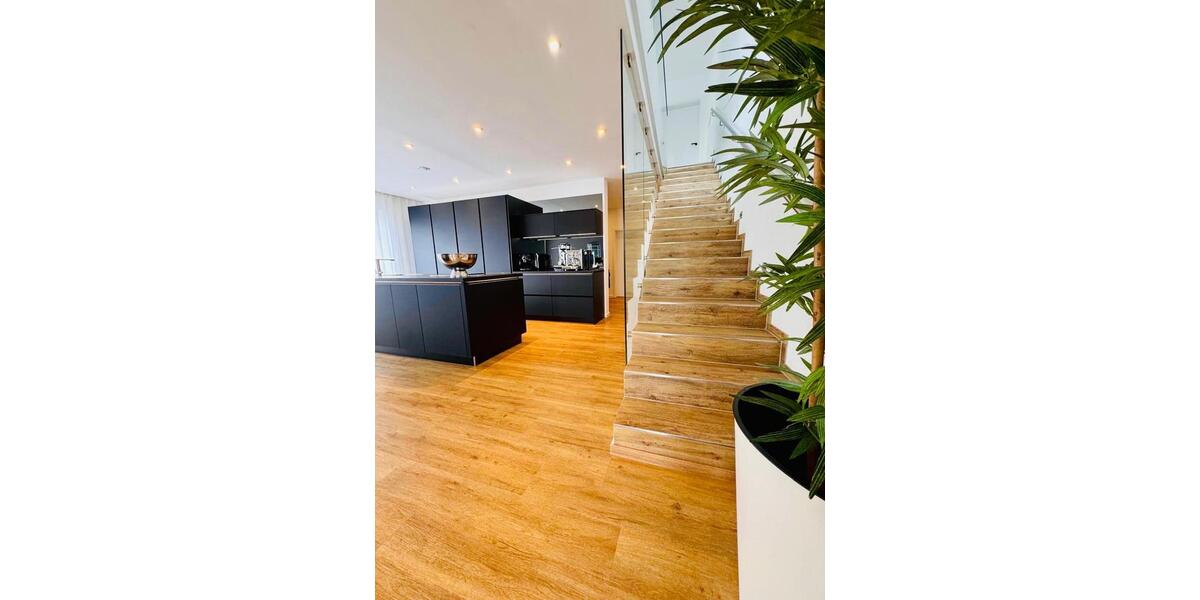 Einfamilienhaus Borgholzhausen - 7 Zimmer, 220 m&sup2;, 900.000&euro; | Angebot:27096767
