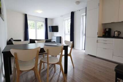 Haus zum Mieten in Offenbach 5.350 € 231 m²